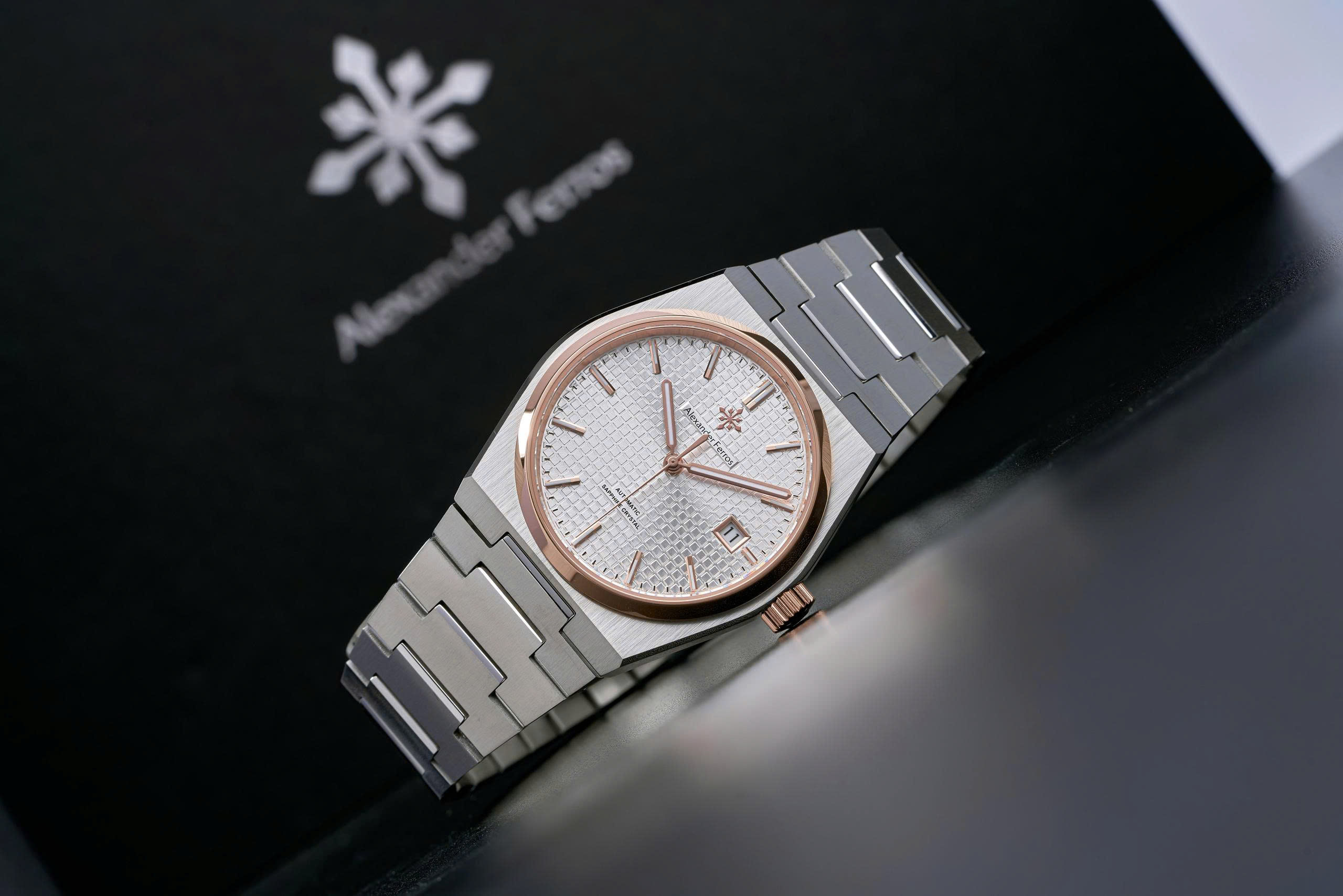 ĐỒNG HỒ NAM ALEXANDER FERROS 5052D/02 AUTOMATIC 38MM