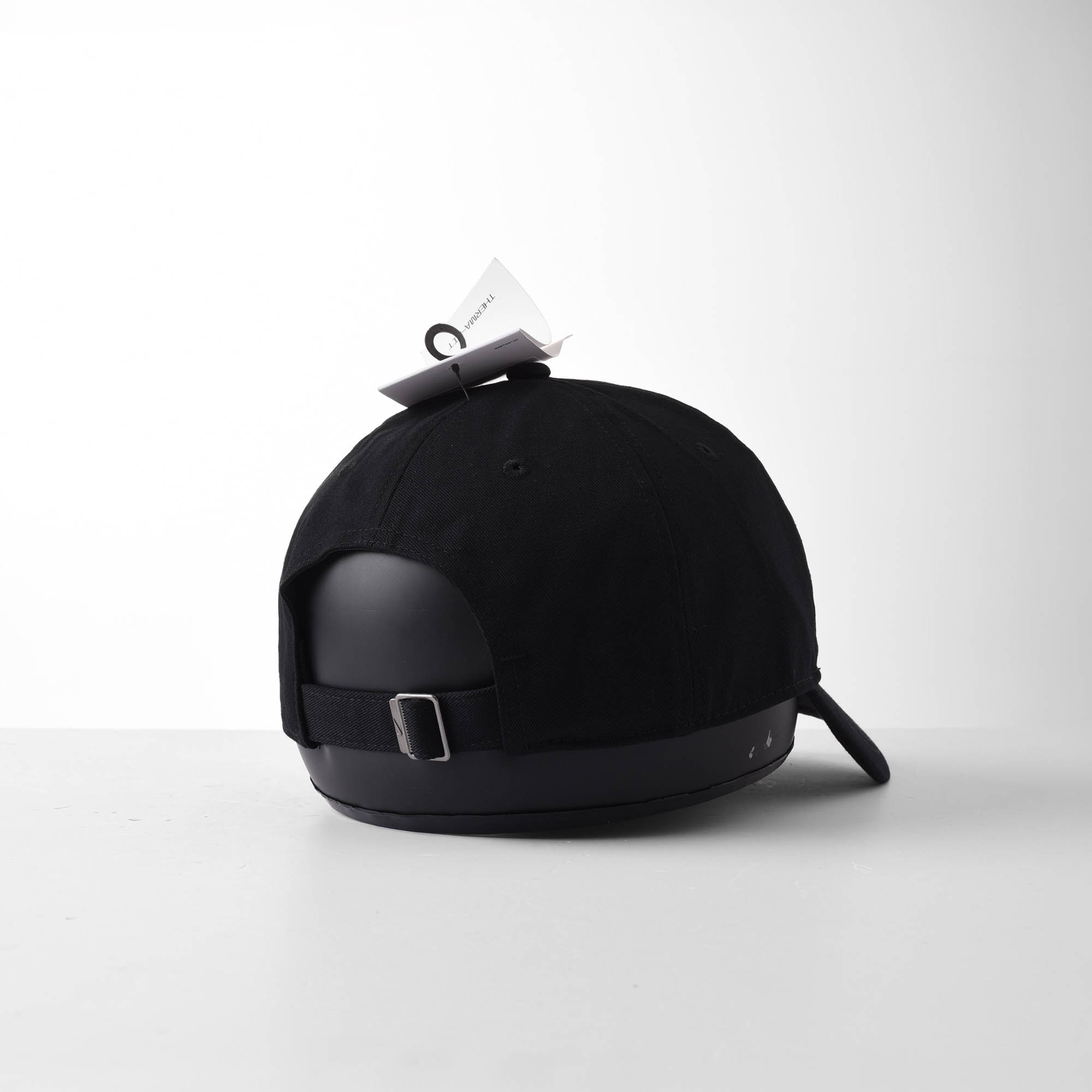 NIKE LIVERPOOL CLUB CAP - BLACK