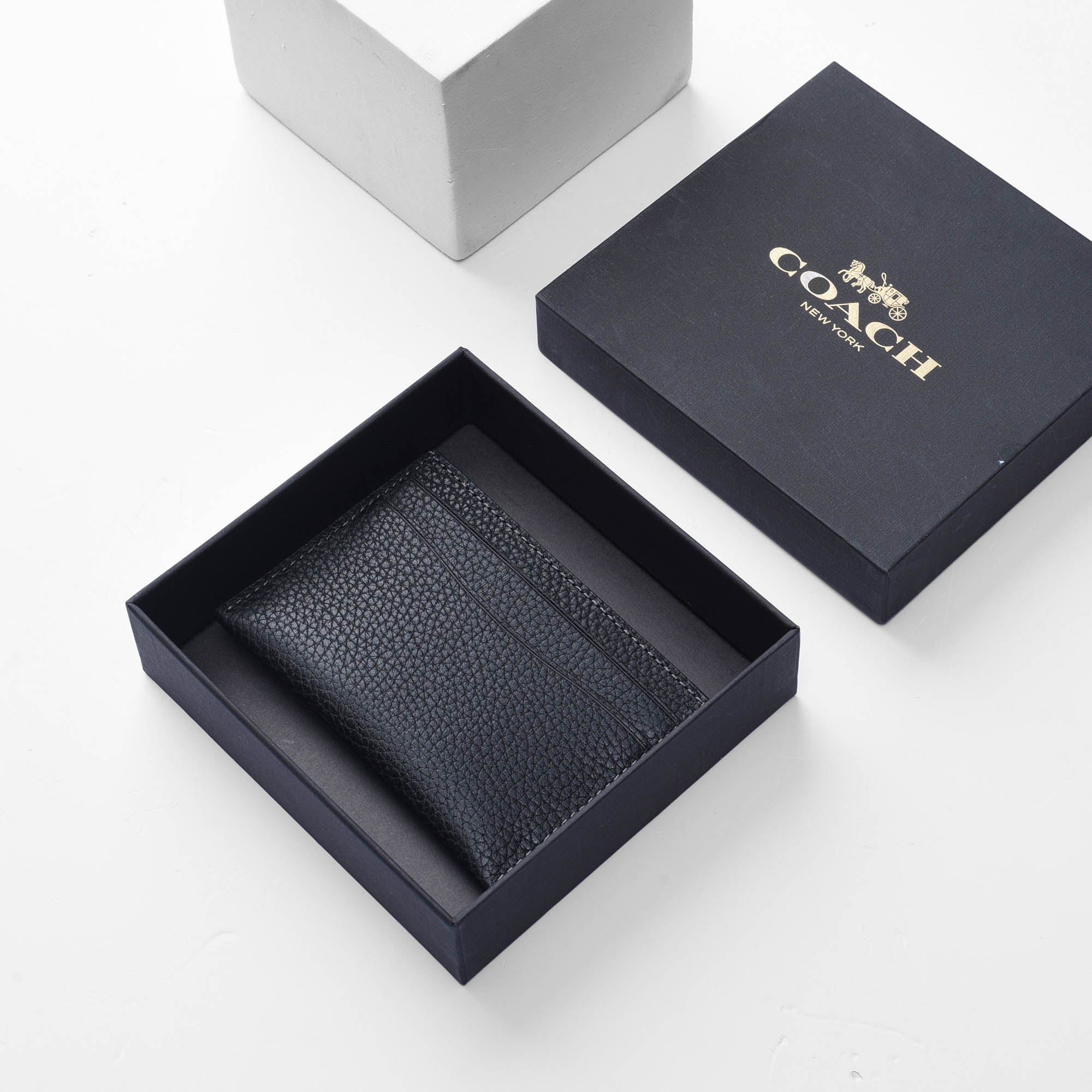 COACH C GOLD LOGO SLIM ID CARD - BLACK