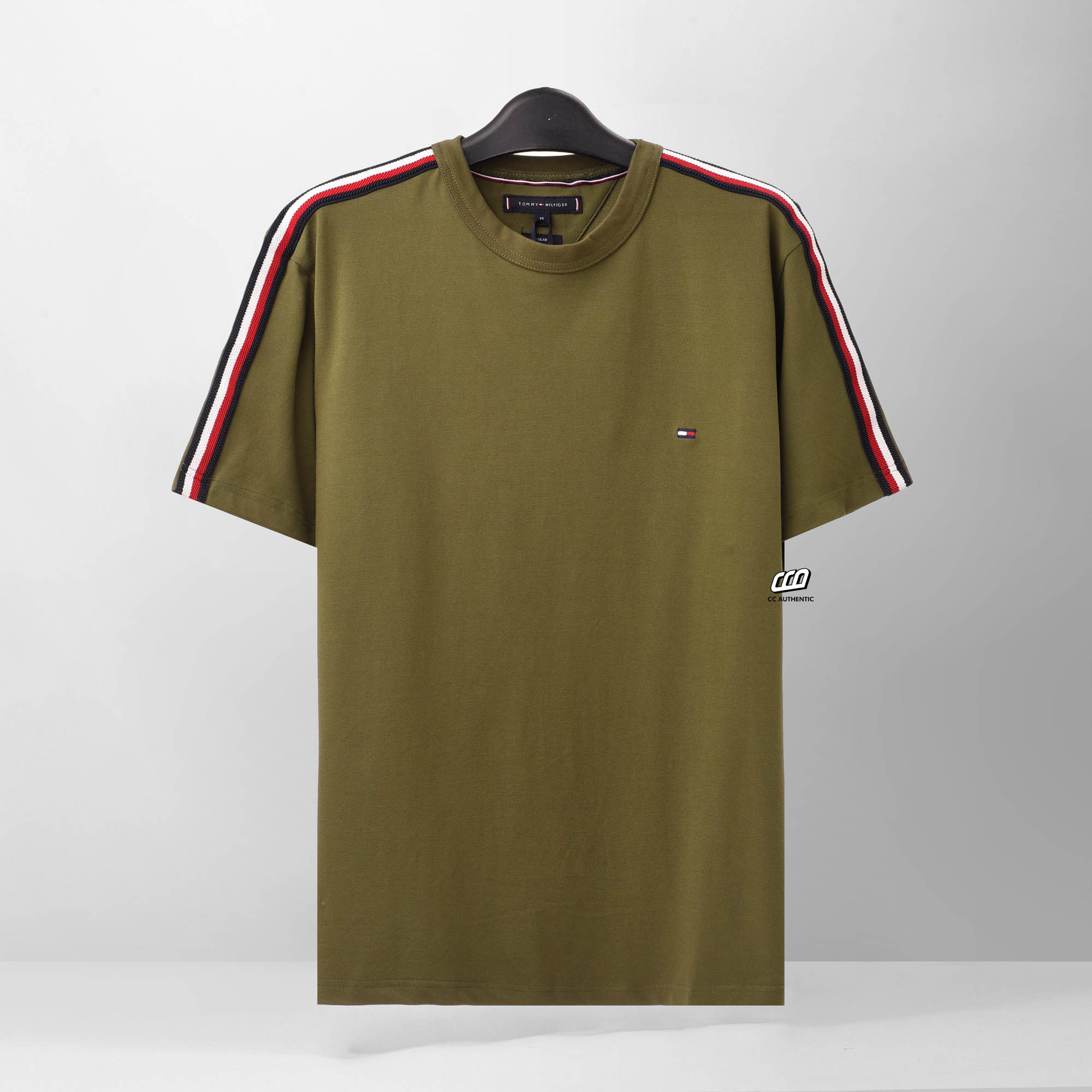 TOMMY GLOBAL STRIPE T-SHIRT - OLIVE