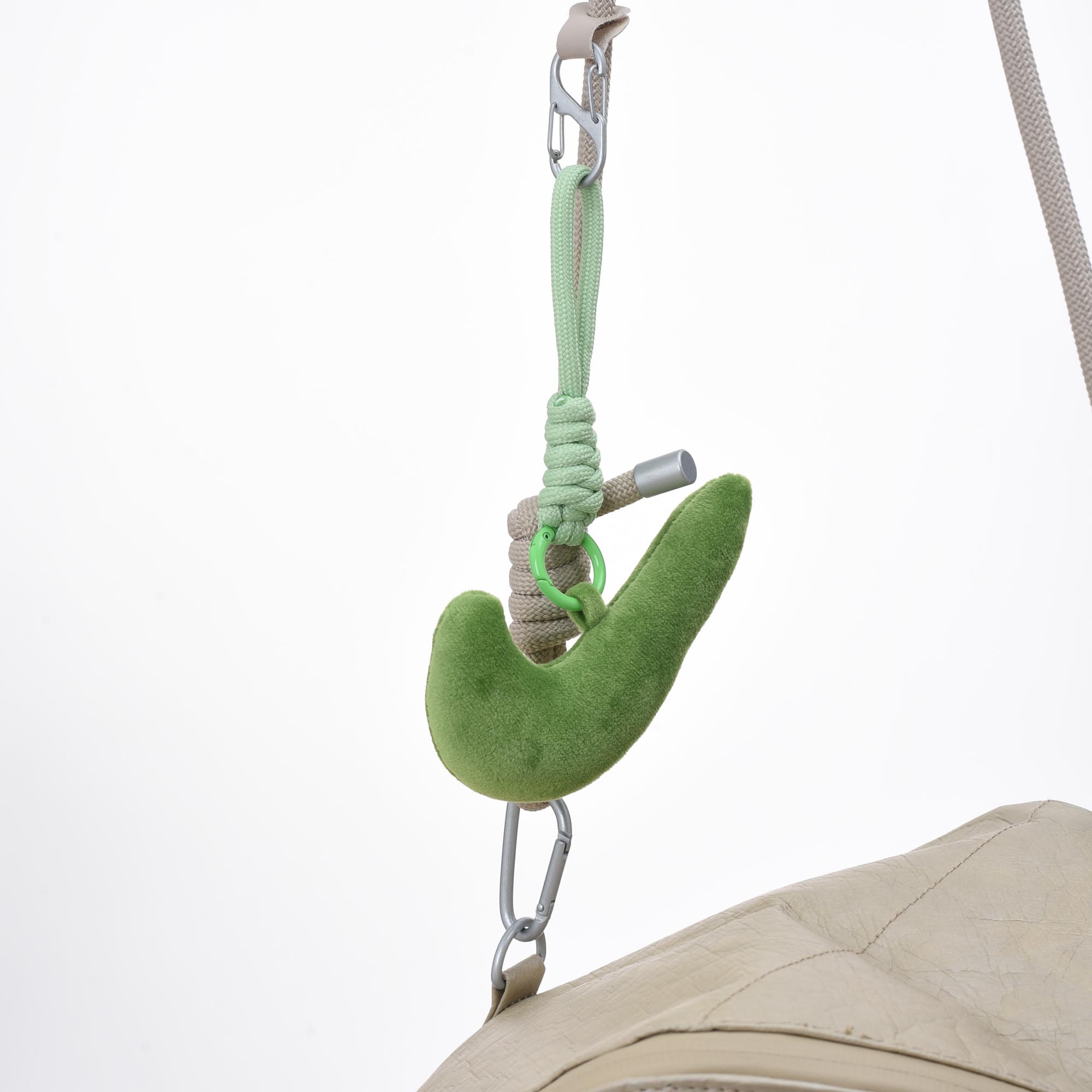 NIKE VIP MEMBER BAG HOOK